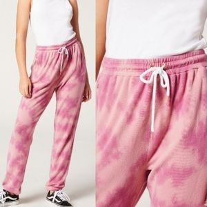 NWT VOLCOM LIVED IN LOUNGE FLEECE PANT